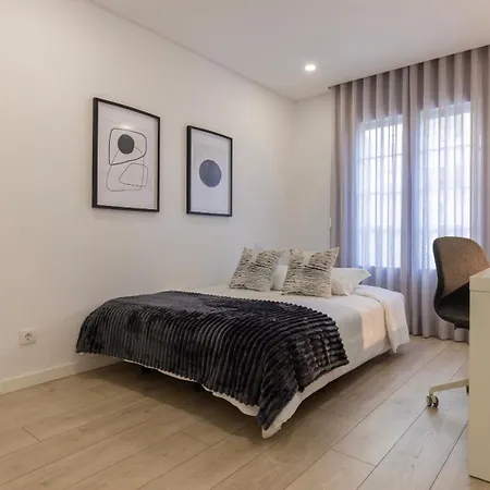 Homely 2bdr By Lovelystay Apartment *
