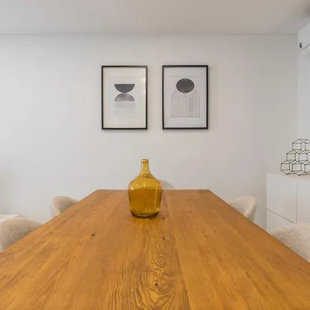 Charming 2Bdr Apartment With Garage By Lovelystay Amadora