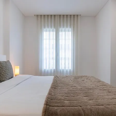 Lejlighed Homely 2bdr By Lovelystay Amadora
