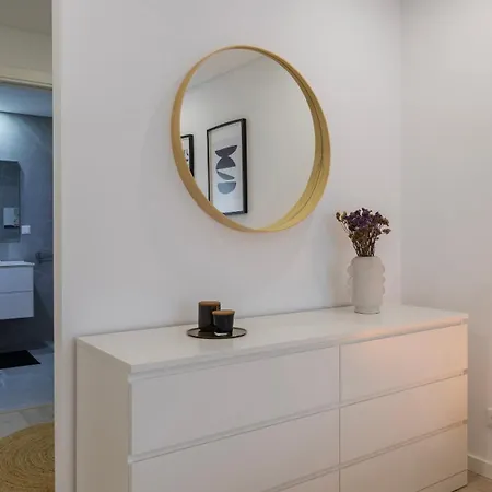 Charming 2Bdr Apartment With Garage By Lovelystay Apartamento *